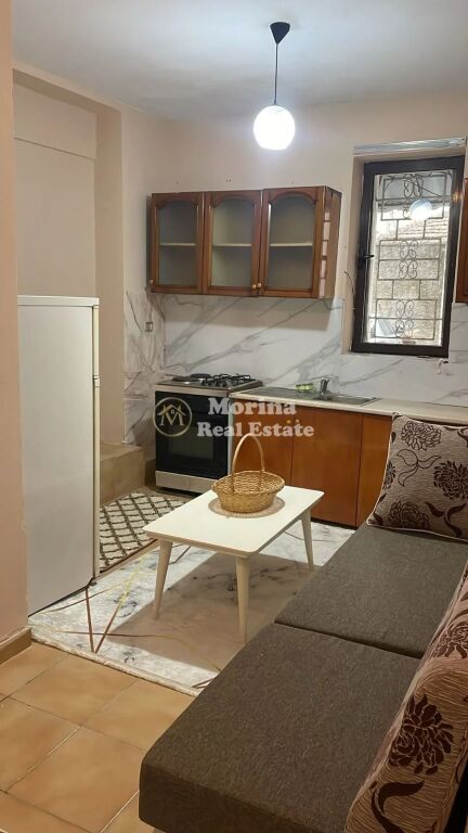Affitto | Casa privata 1 + 1 | Via Xhanfize Keko | 300 €/mese