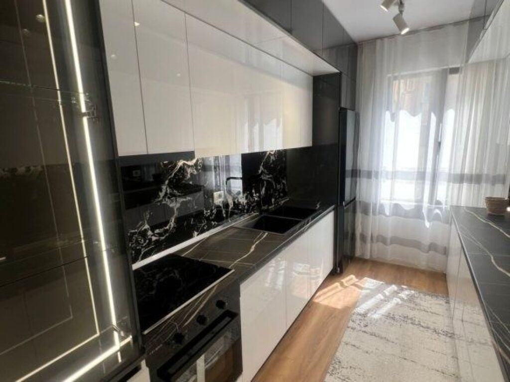 SHITET APARTAMENT 2+1+2 RRUGA E KAVAJES 265.000 EURO FH-67471