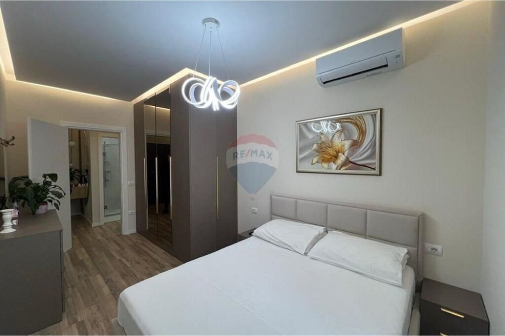 Super apartament 1+1 per qira ,Rruga e Kosovareve