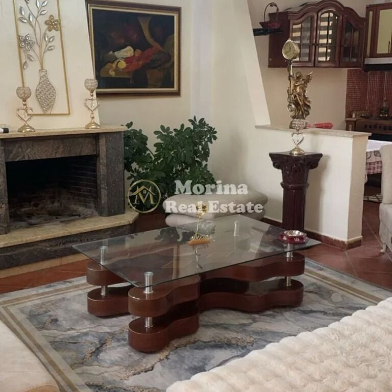 Qera | Shtëpi private 2 + 1 | Rruga Ali Demi | 600 €/muaj