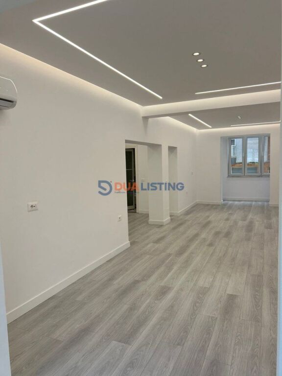 Business premises for rent on Barrikadave Street!