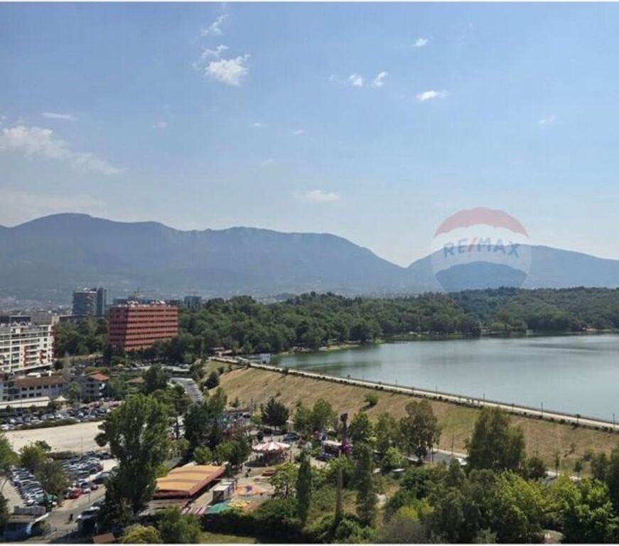 Office for Rent at "Lake View"!