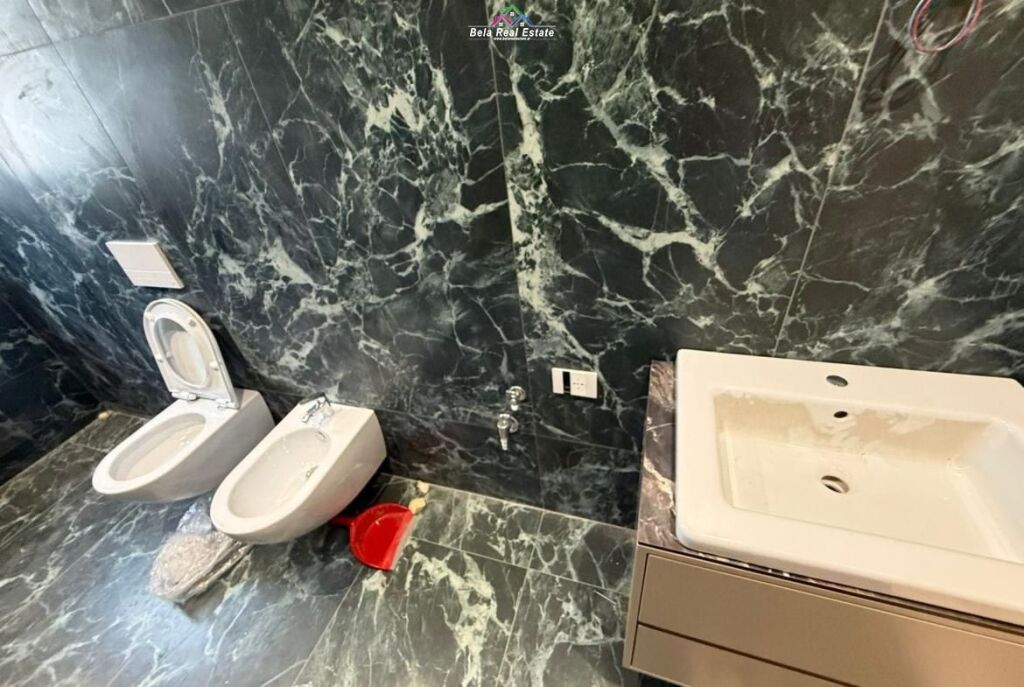 Appartamento In Affitto 2+1+ Posto Auto A Porcelan (ID B2201773) Tirana