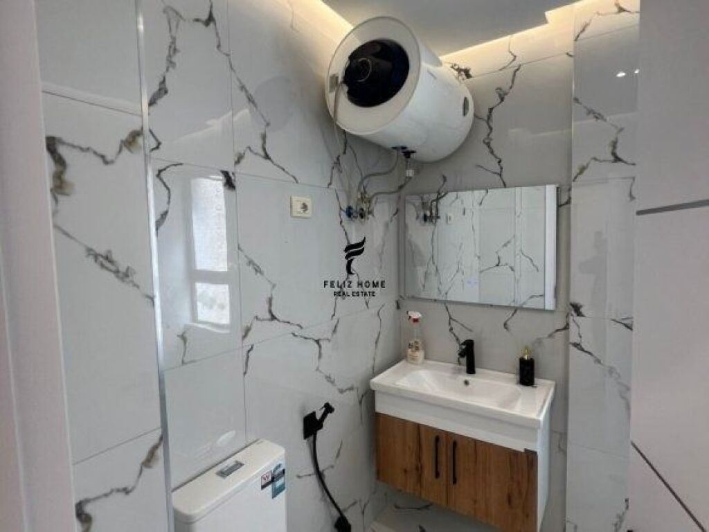 SHITET APARTAMENT 2+1+2 RRUGA E KAVAJES 265.000 EURO FH-67471