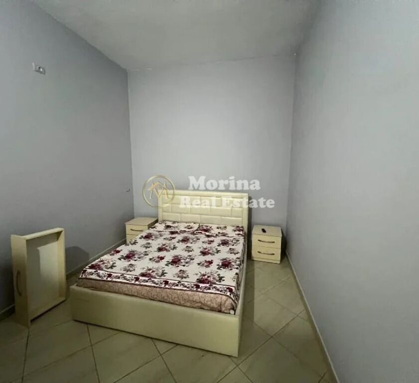 Affitto | Casa privata 2 + 1 | Paskuqan | 400 €/mese
