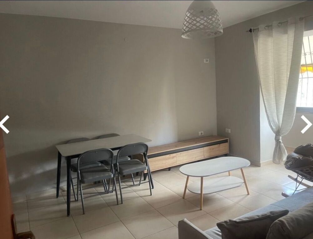 Jepet Me Qera Apartament 1+1+1 Ballkon