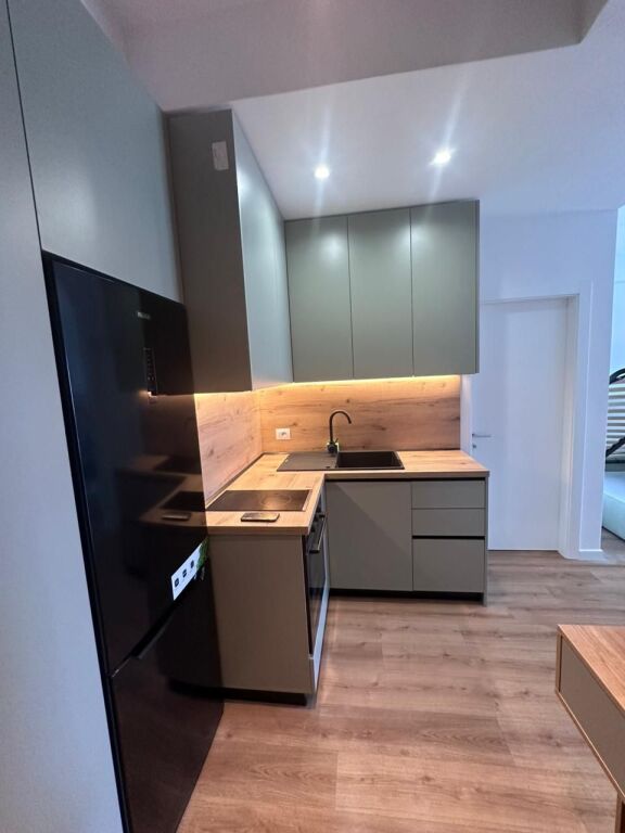 Studio apartment for rent at Golden Park