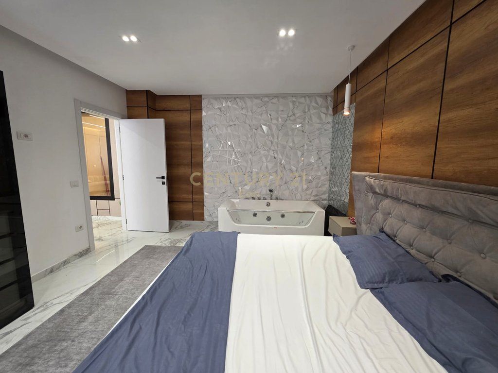 Super Apartment 2+1 for sale in Plazh Hekurudha, Durrës!