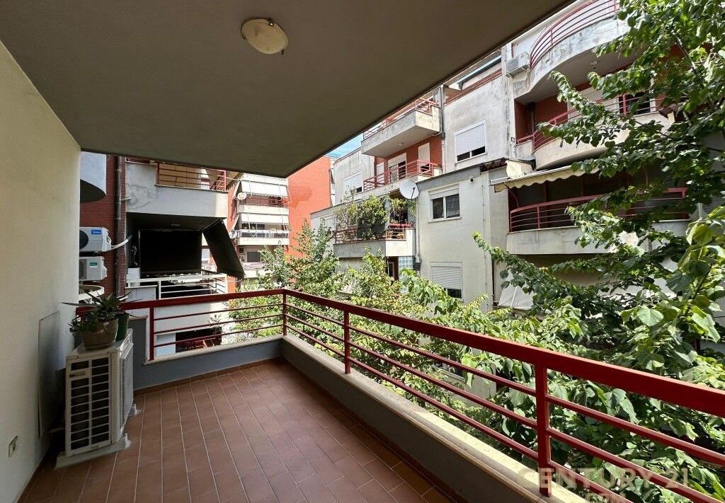 Japim Me Qira Apartament 2+1+2+ Post Parkimi Tek Liqeni I Thate