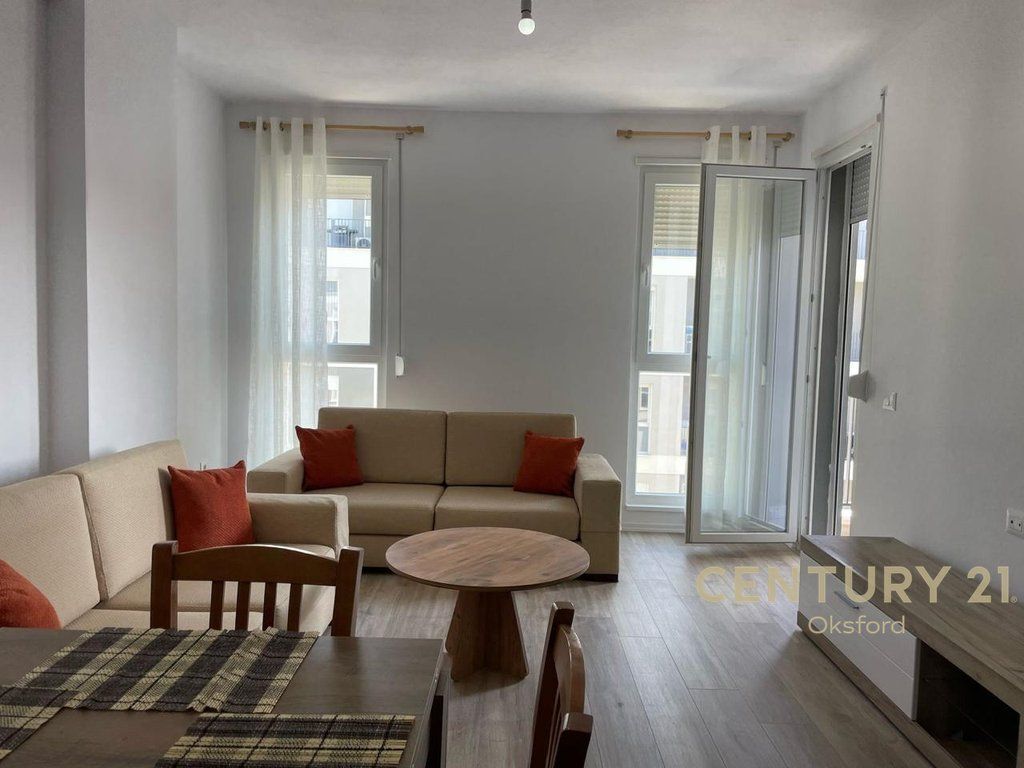 APARTAMENT 2+1+2 ME POST PARKIMI PER QIRA TE UNIVERS CITY 400 € /Muaj