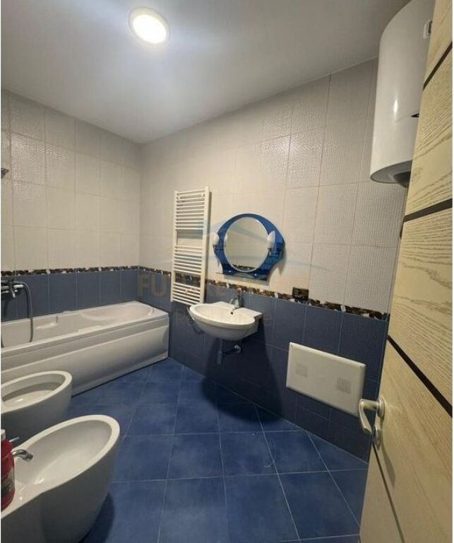 Shitet,Apartament 1+1, Kompleksi Colombo,Oxhaku