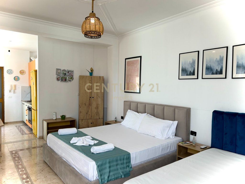 Hotel në Shitje në Myslym Shyri, Tiranë - 527.5m nga SHESHI SKENDERBEJ !  1100000 €