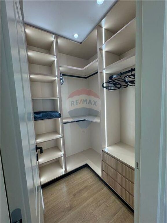 Apartment 2+1- For Sale - Pelivan Leskaj Street, Vlora