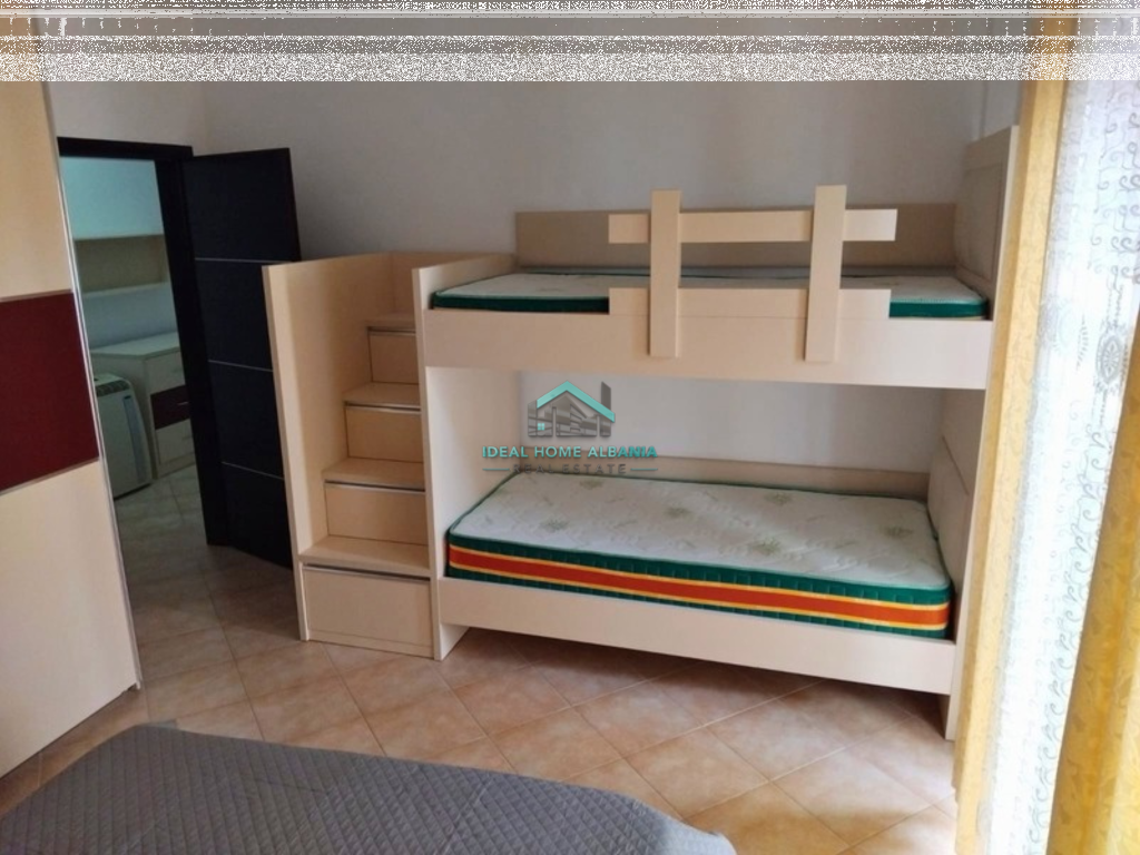 SHITET APARTAMENT 2+1+2 – Lungomare, Vlore