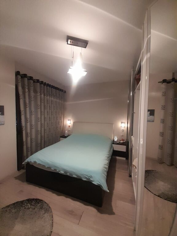 Casa Italia, jepet me qera apartament 1+1