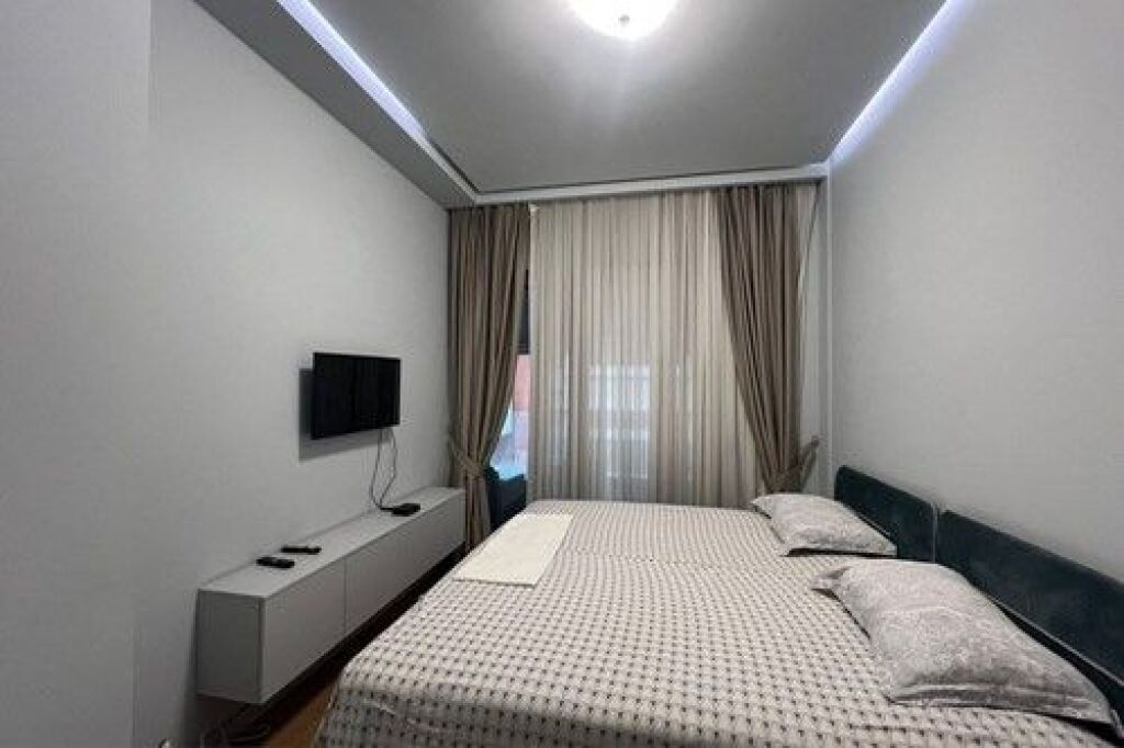 Super apartament 1+1+post parkimi per qira tek Kompleksi Delijorgji