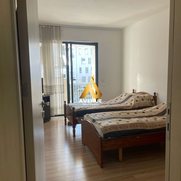 🏡 SHITET APARTAMENT 3+1+2 + DEPO – RRUGA 5 MAJI