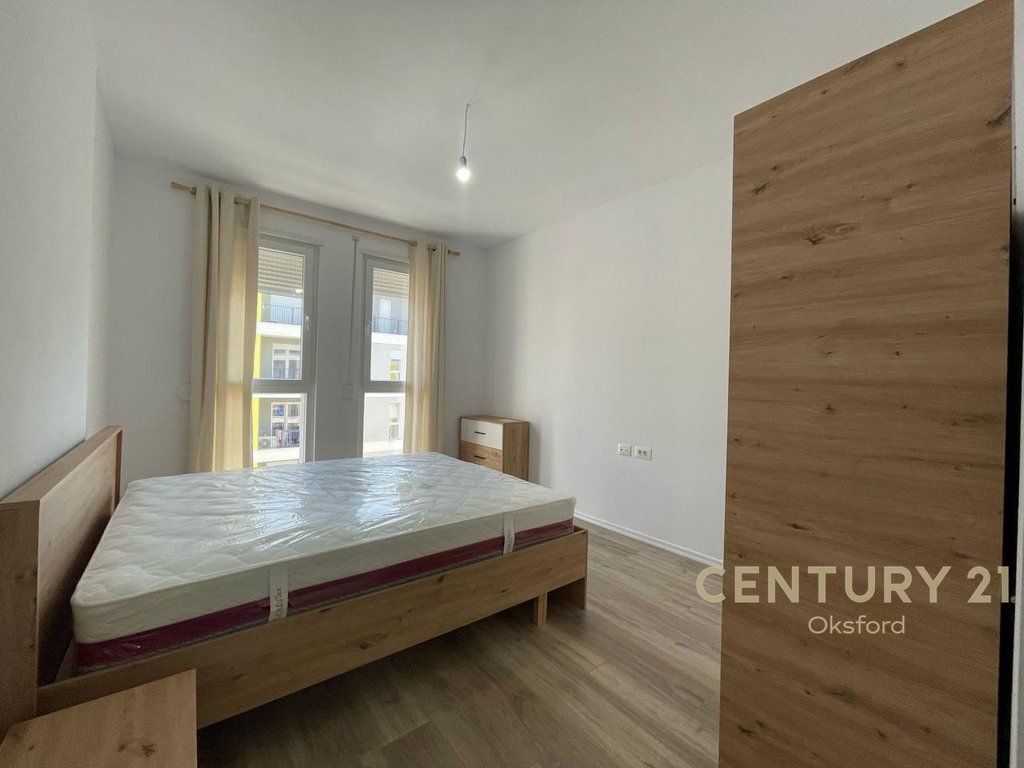 APARTAMENT 2+1+2 ME POST PARKIMI PER QIRA TE UNIVERS CITY 400 € /Muaj