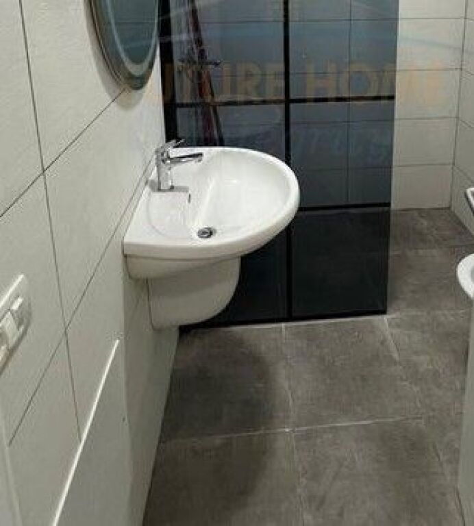 Qera, Apartament 1+1, Rruga e Dibrës, Tiranë.