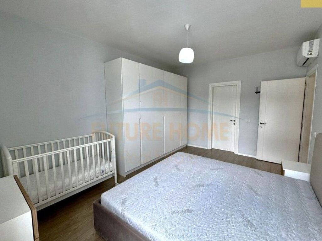 Shitet, Apartament 2+1+2, Liqeni i Thatë,Tiranë