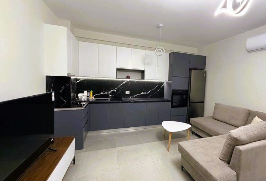 JEPET ME QIRA APARTAMENT 2+1+POST PARKIMI TEK RRUGA DURRESIT !