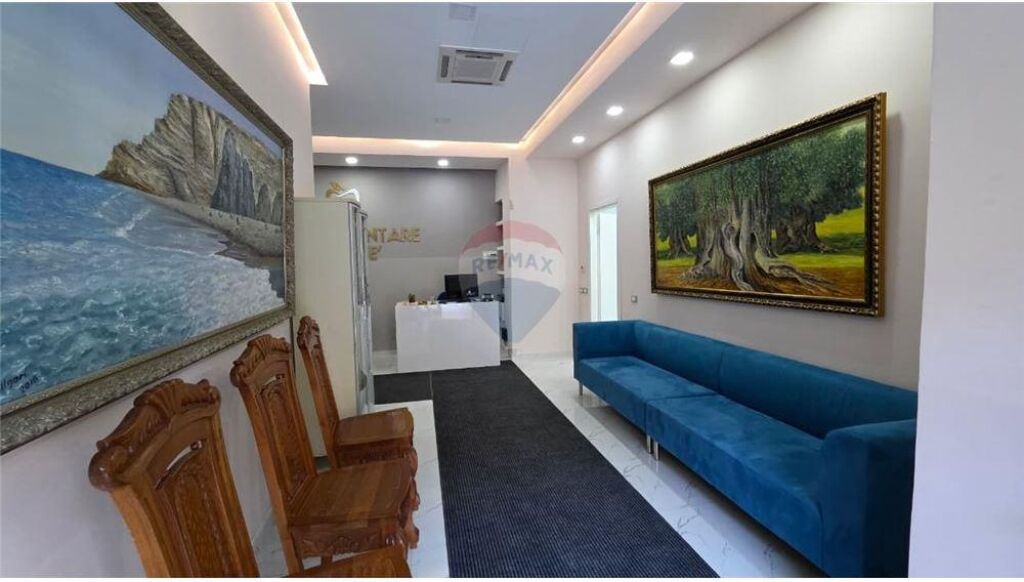 Klinikë Dentare- Për Shitje - Rruga Hajredin Haxhiraj, Vlorë