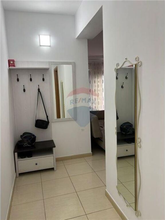 Apartament 1+1- Për Qira afatgjatë- Rruga Dhimitër Konomi, Vlorë