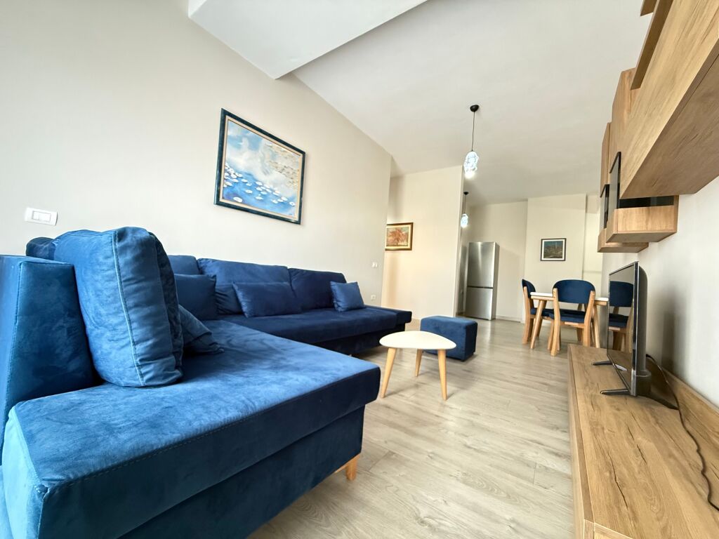 Modern 1+1 apartment in Xhamllik!