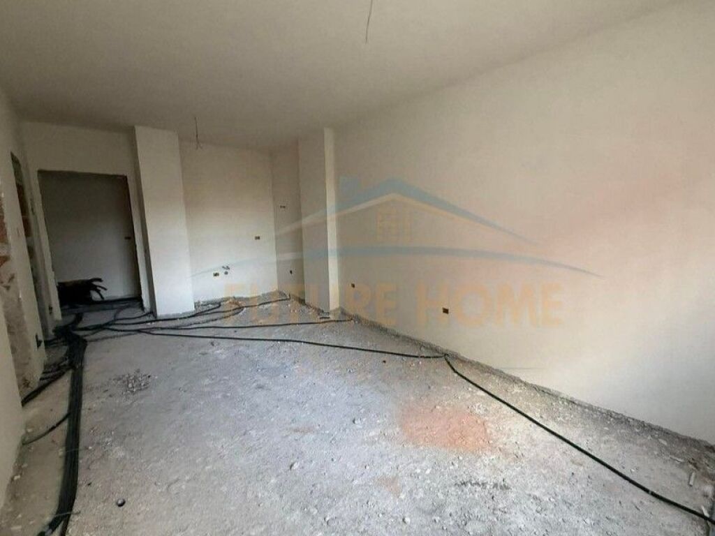 Shitet, Apartament 1+1, Don Bosko