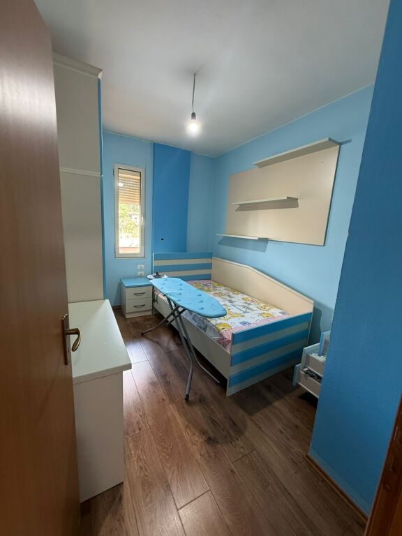 For rent 3+1+2 Fresku 50,000 leke