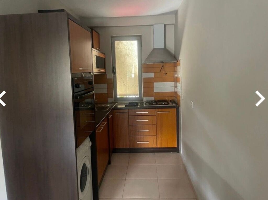 Jepet Me Qera Apartament 1+1+1 Ballkon