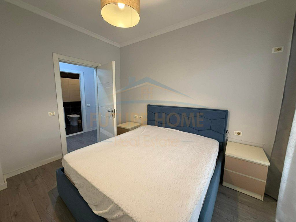 Qera, Apartament 2+1+2, Unaza e Re