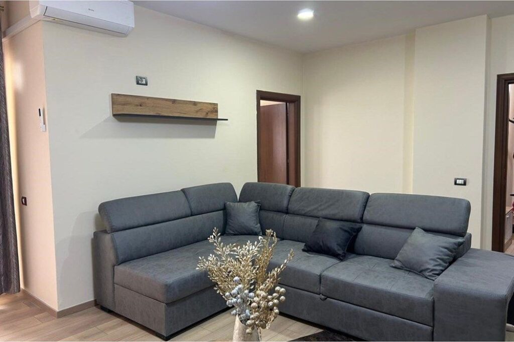Apartment 1+1 for rent near Delijorgjit