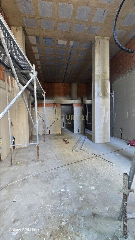Apartment 1+1 with Possibility of Conversion to Duplex, Golem, New Construction