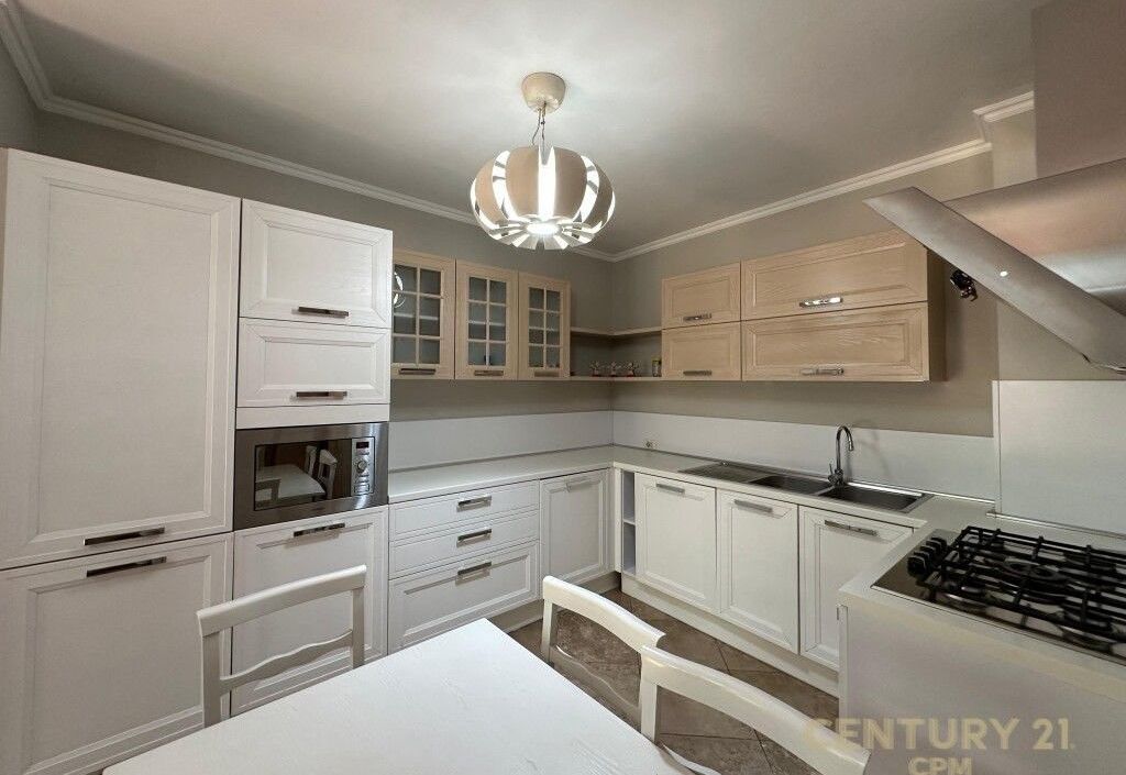 Japim Me Qira Apartament 2+1+2+ Post Parkimi Tek Liqeni I Thate