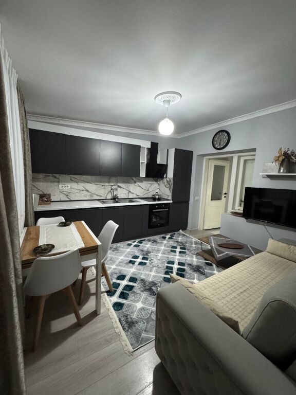 Apartament Me qera 1+1 Tek Rruga e Dibres ( ID B211419) Tirane
