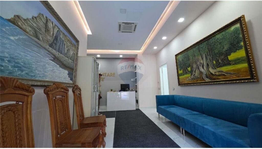 Klinikë Dentare- Për Shitje - Rruga Hajredin Haxhiraj, Vlorë