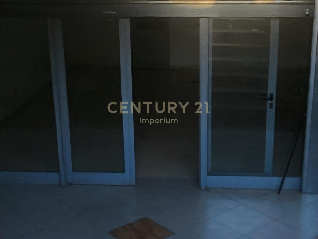 Ambient komercial per shitje! 88,000 €