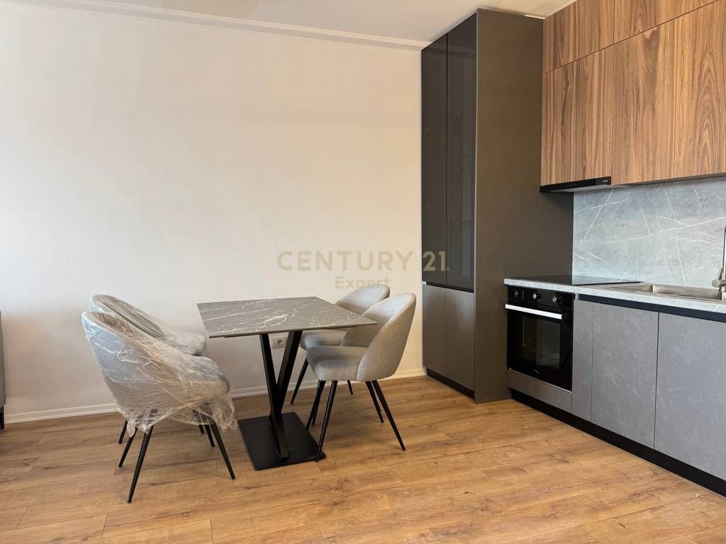 APARTEMENT PER QIRA 1+1 TEK RRUGA JORDAN MISJA 600 € /Muaj