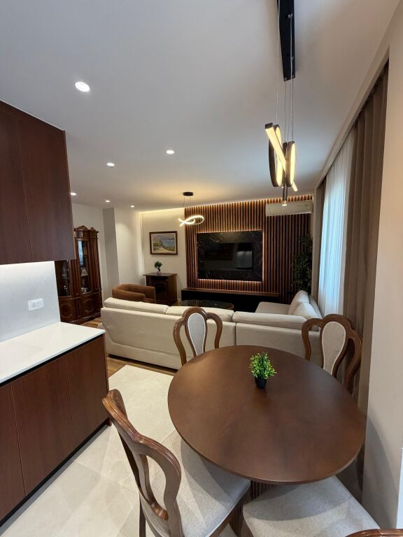 Apartament 2+1+2 per shitje, Mine Peza