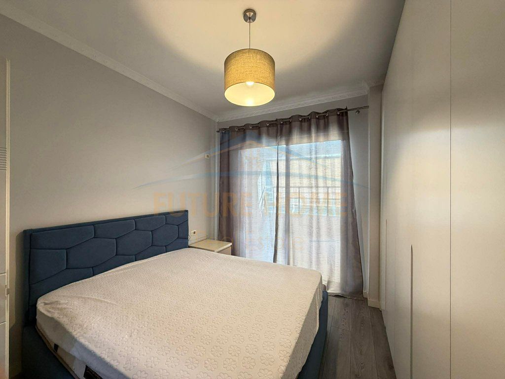 Qera, Apartament 2+1+2, Unaza e Re