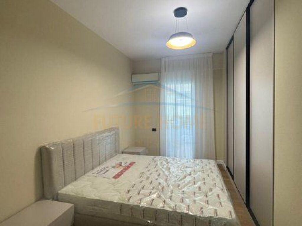 Shitet,Apartament 1+1, Kompleksi Colombo,Oxhaku