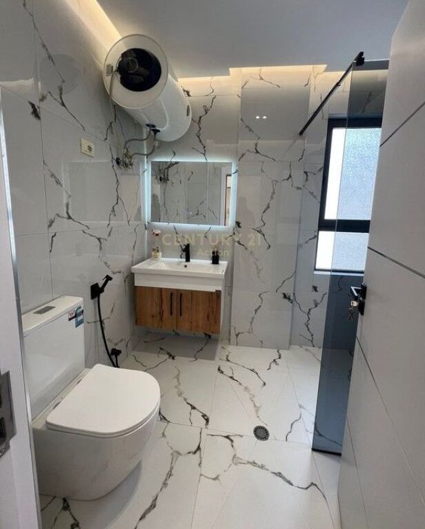 Apartment 2+1 for sale at the Palace with Arrow