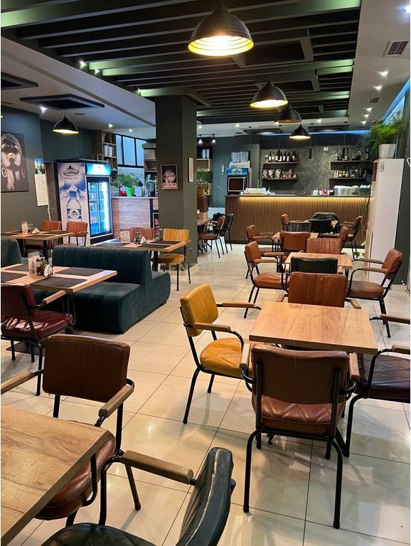 Fresku - JEPET ME QERA Bar/Restaurant 155m2 tek rruga "Muhamet Deliu"