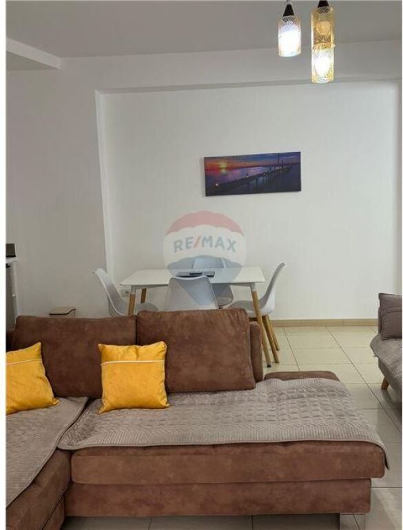 Apartament 1+1- Për Qira afatgjatë- Rruga Dhimitër Konomi, Vlorë