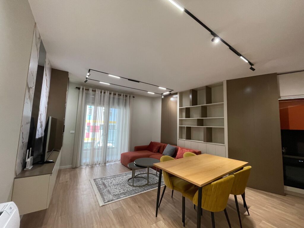 Super Qera Salillari 1+1 , 750€ Kopshti Zoologjik