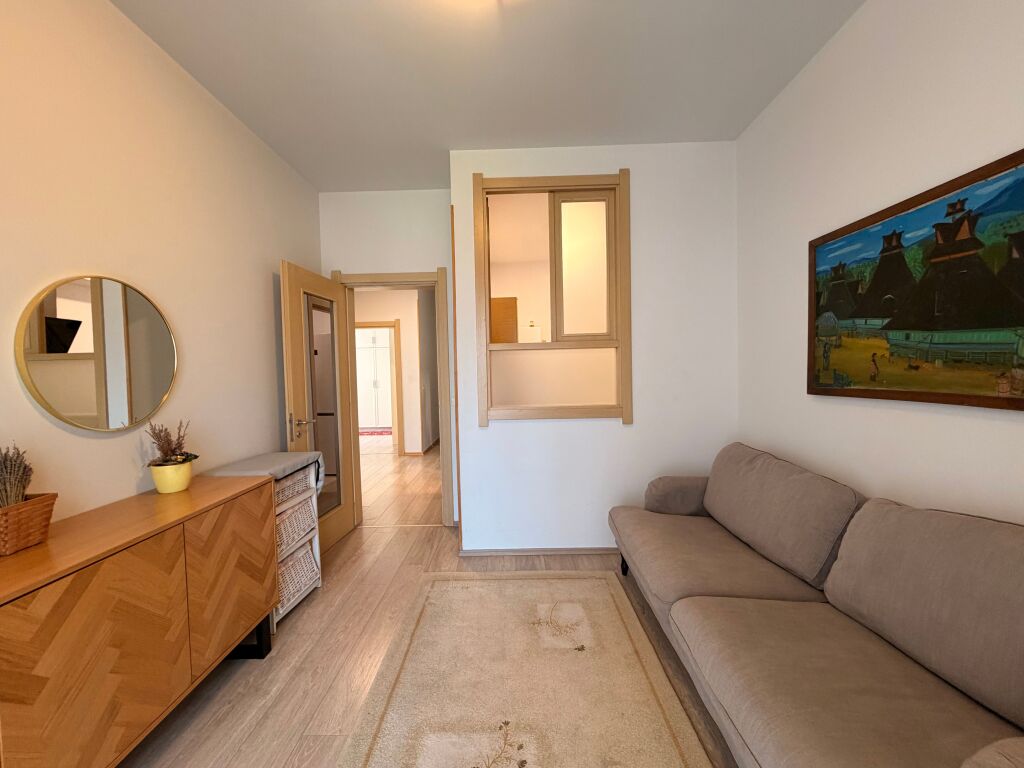 SHITET apartament 3+1 plot dritë tek HIPOTEKA e Tiranës