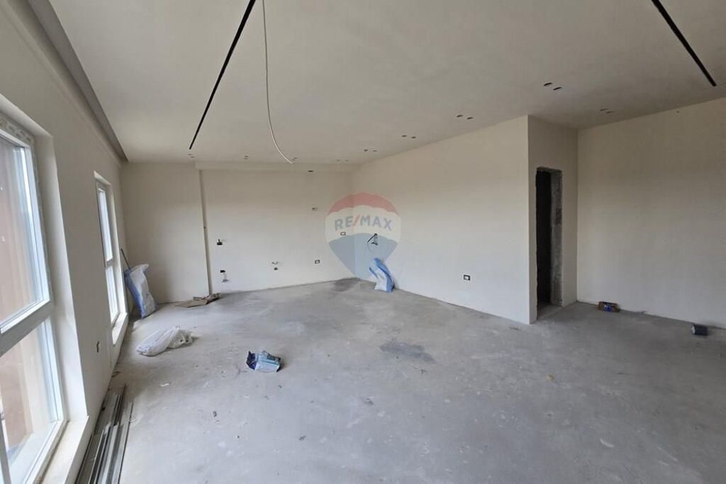 Apartment 2+1+2 for Sale at New Boulevard