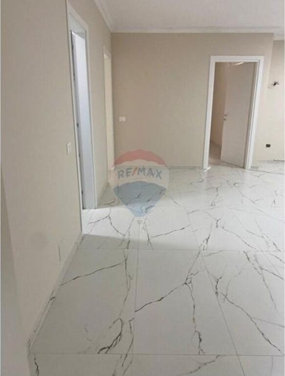 Apartament - Për Qira - Rruga e Durrësit, Tiranë