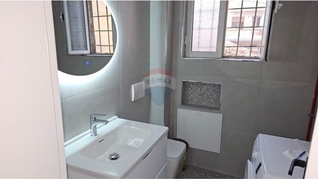 Office - For Rent - Mine Peza Street, Tirana